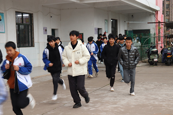 8.JPG