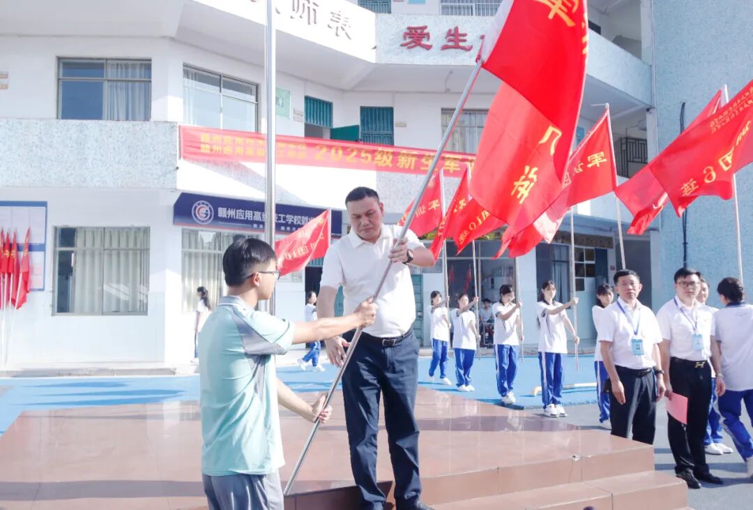 ffd04d91ef582f91d22c3f8183a52cf7.jpg